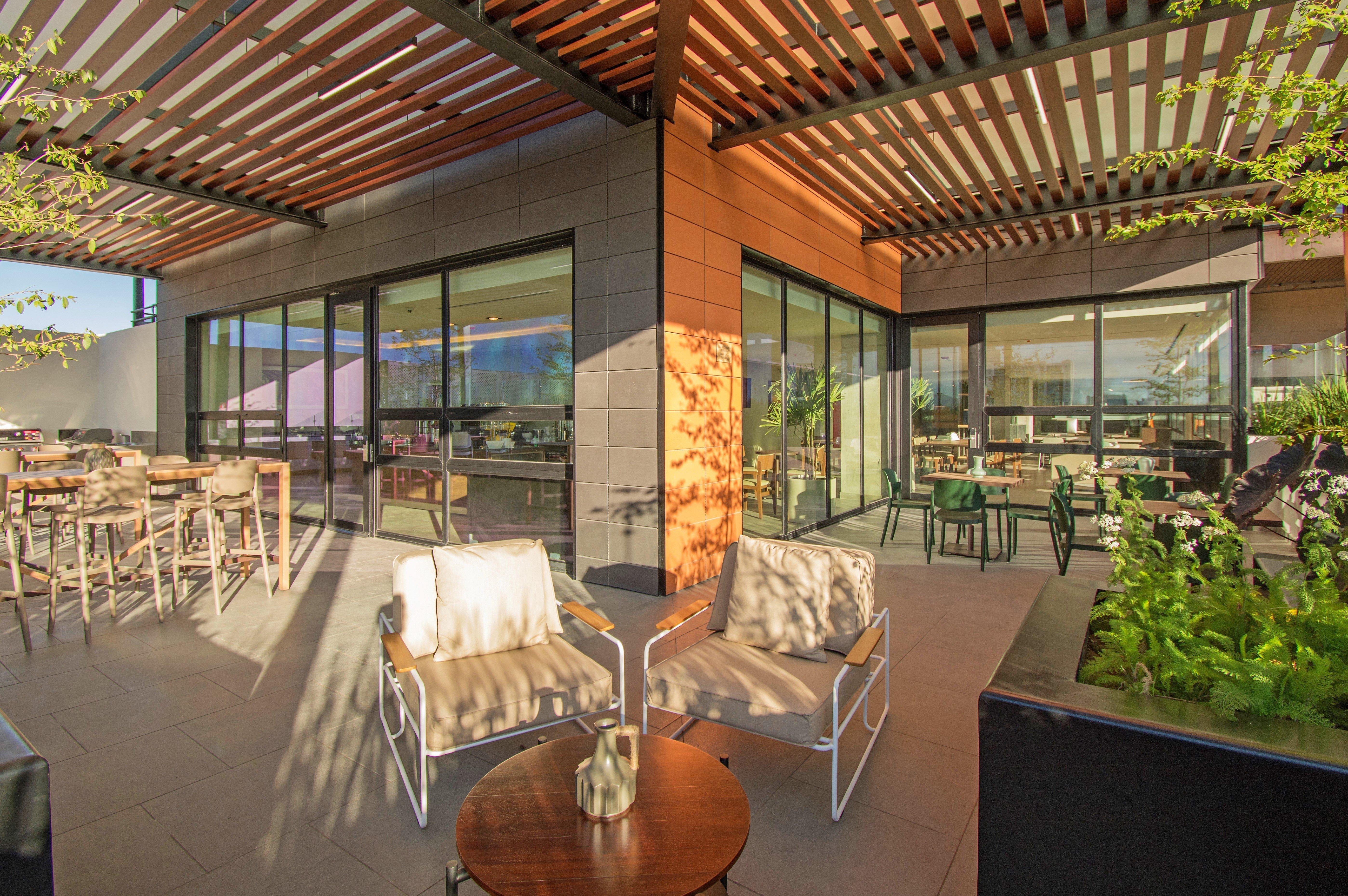 Staybridge Suites - Guadalajara Novena By Ihg Exterior photo
