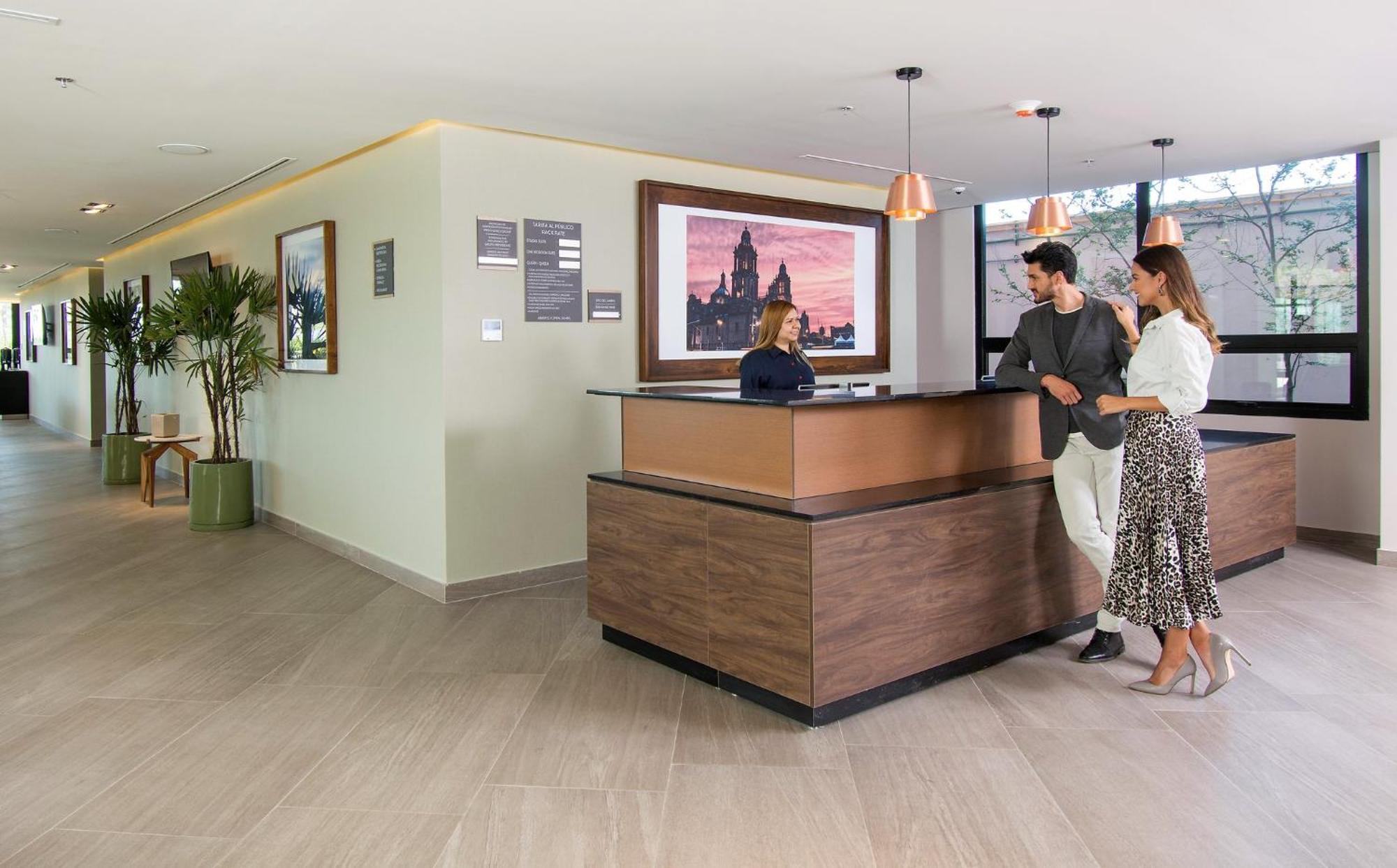 Staybridge Suites - Guadalajara Novena By Ihg Exterior photo
